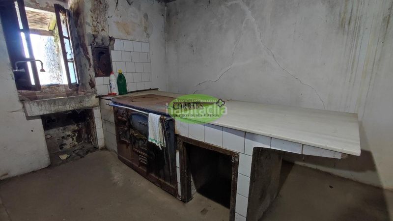 Foto e745262c-20d9-4a14-b811-e2baf14e7643. Casa a Pantón