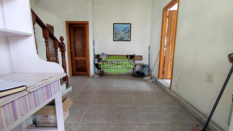 Foto 957aff1e-cdfb-487e-805a-d8d41e1f6fb9. Casa en Pantón