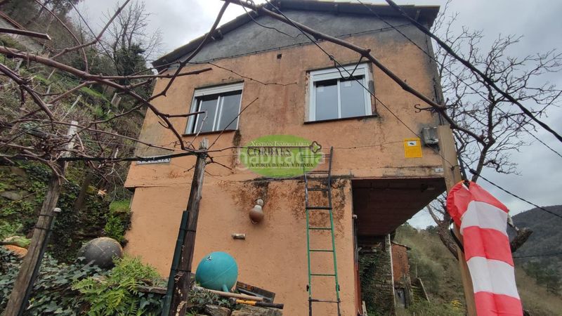 Foto 22a661b0-ad78-4c41-995a-64218c3455fc. Casa en Pantón