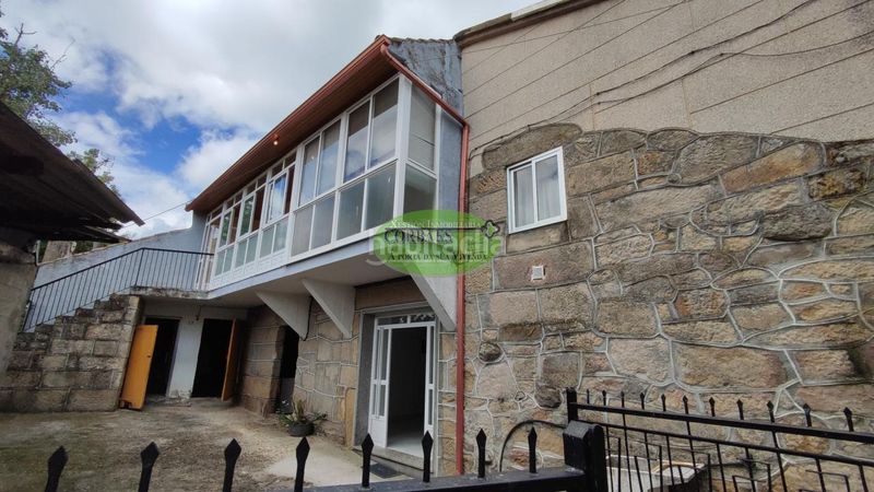 Foto 2c080c5a-7853-4dd0-847e-f8663ab30bf2. Casa a Sarreaus