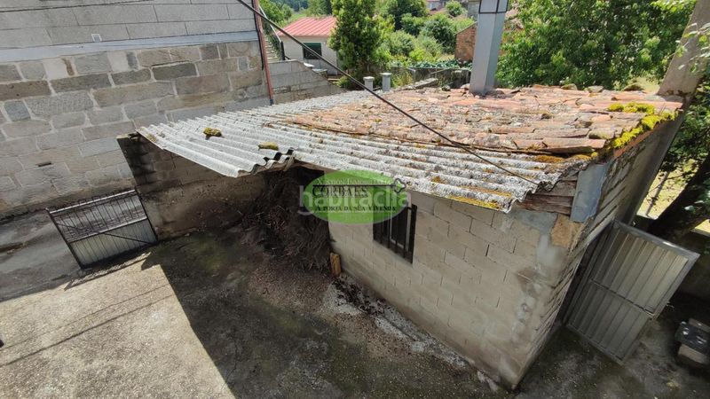 Foto e4f0a92b-cece-4fcb-89cc-79b050ec5fd7. Casa a Sarreaus