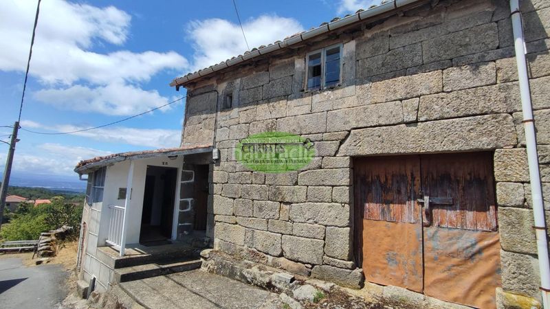 Foto 82626575-7de1-43e3-a51d-3baa6d0a4317. Casa a Esgos