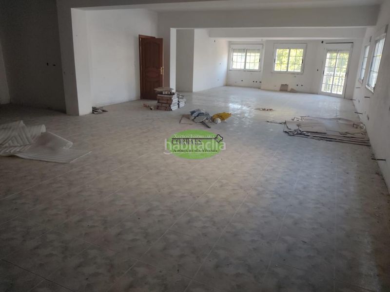 Foto c512277c-69a1-4ab4-936d-50ab2a2de116. Edificio in Maside