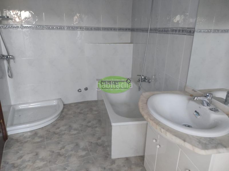 Foto cf5e3e81-2e3b-4bdc-b586-99a8ea9754b0. Edificio en Maside