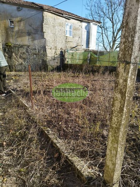 Foto 2eb224d2-fe54-420f-b36b-9fcb16a0e1c1. Casa amb calefacció aparcament a Pereiro de Aguiar (O)