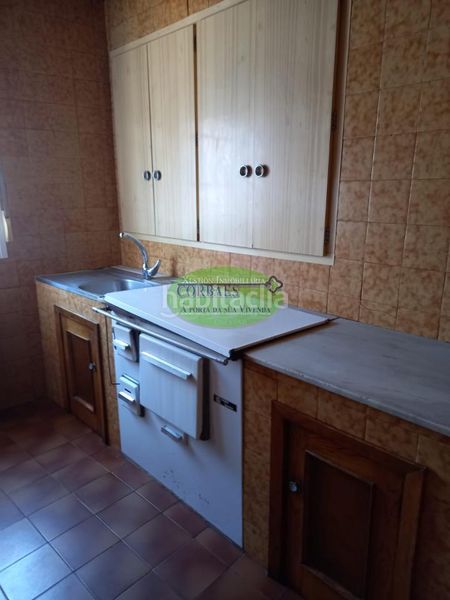 Foto d75e6ca1-296c-43f3-9c5e-1b2d0df60a94. Casa amb calefacció aparcament a Pereiro de Aguiar (O)