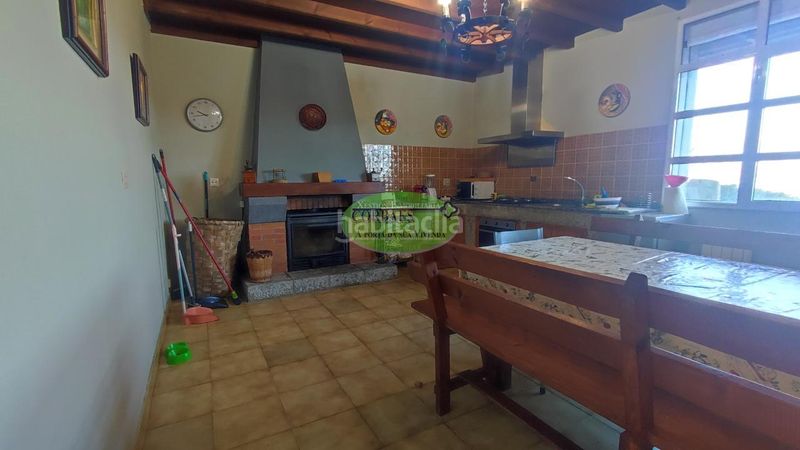 Foto 196a4d34-0d77-4315-bbde-c601d9f949dd. Chalet en Toén