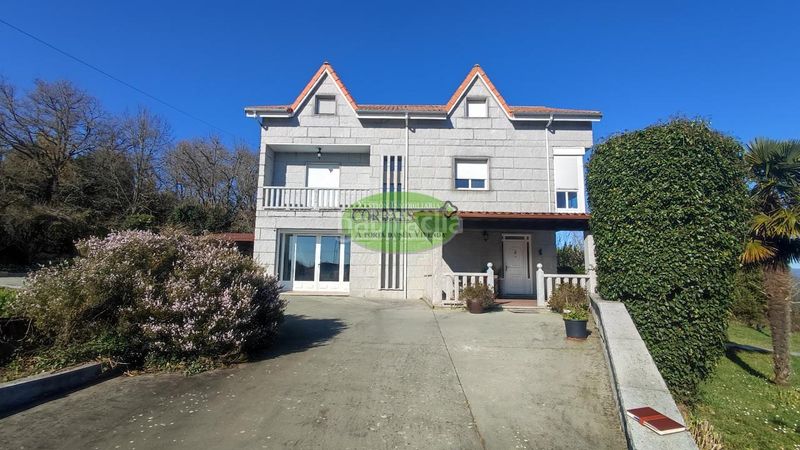 Foto 1e281a01-83b5-4f01-b0c5-994e0689c7fc. Chalet en Toén