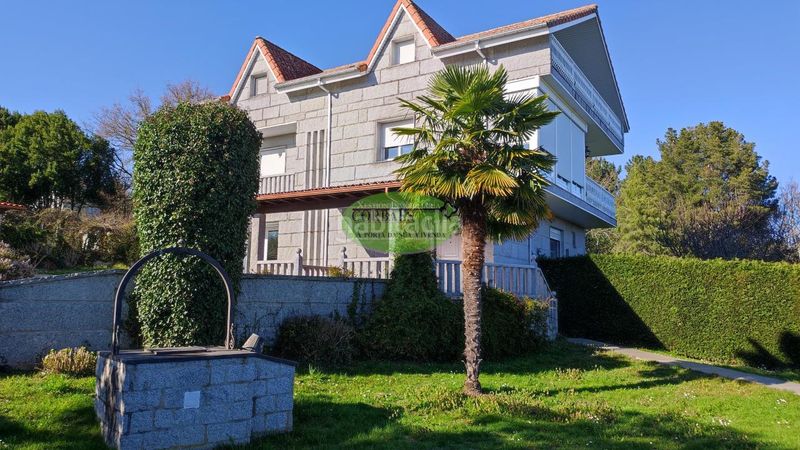 Foto 8aa02950-bd84-47bd-8a89-143e6f90426a. Chalet en Toén