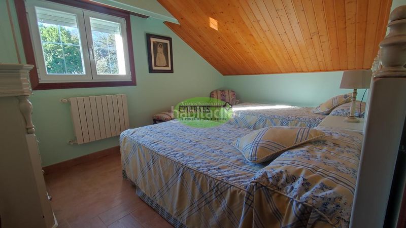 Foto d6949bb4-f672-4aff-861a-78a9d21e39fb. Chalet en Toén