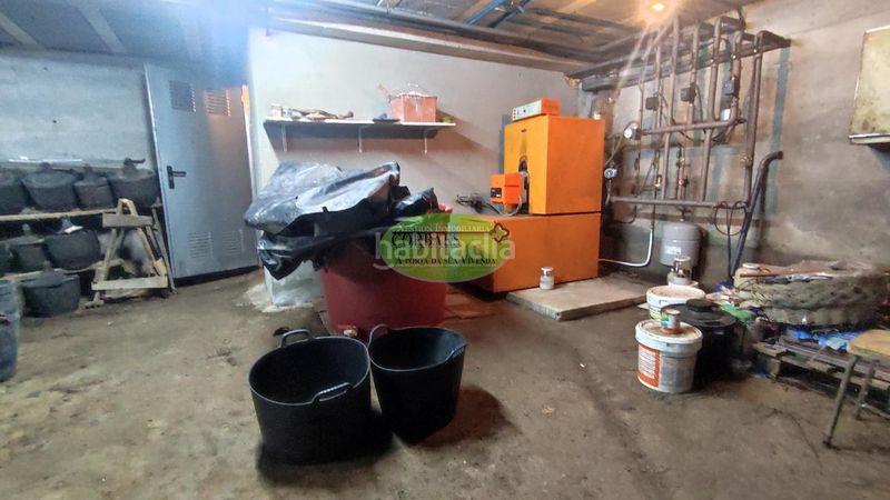 Foto d4fd0500-c1ed-40a9-a1e7-0af0e1970613. Xalet amb calefacció piscina a Toén