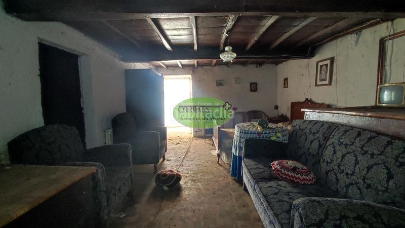 Foto 2f5ed503-2217-43e3-989d-f8cfe5c14976. Casa a Esgos