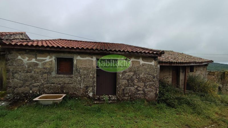 Foto 155680ab-8bfd-456d-ba1a-7a1a0acd31a2. Casa en Allariz