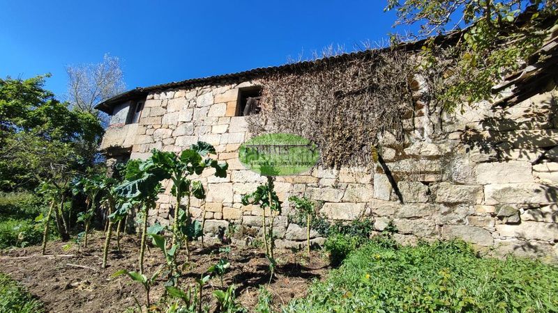 Foto 6c46f16e-0866-4688-9187-eb0f53bcbcac. Casa amb calefacció a Allariz