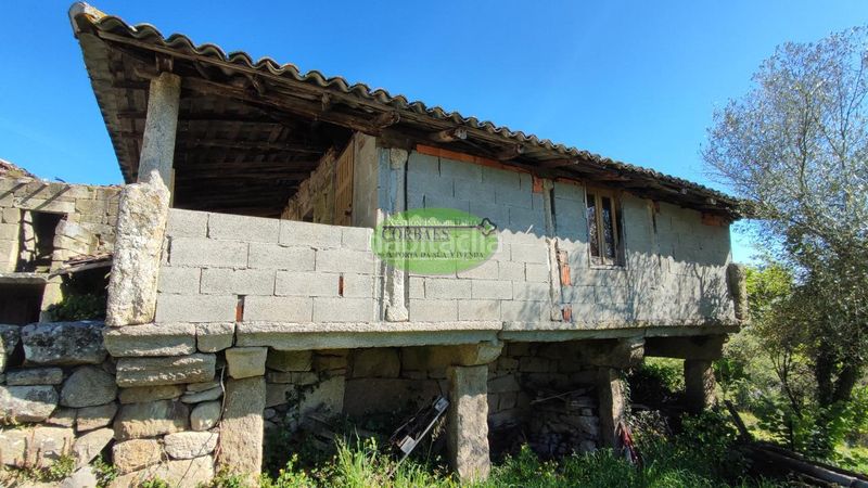 Foto d8553baa-e592-4cea-ab34-b7514faff6a3. Casa amb calefacció a Allariz