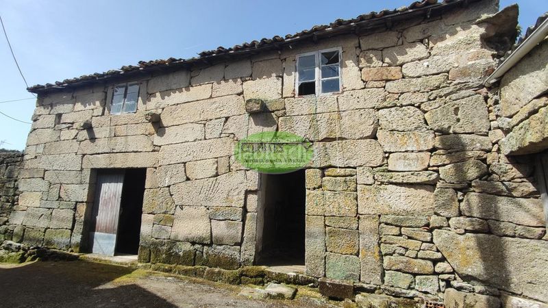 Foto 93d9a479-f606-4aed-866d-f4d60e0ddd8d. Casa a Allariz