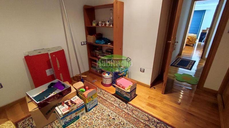 Foto 83995f06-1a13-48e2-967d-ba5c918a69da. Pis amb calefacció aparcament a Residencia Ourense