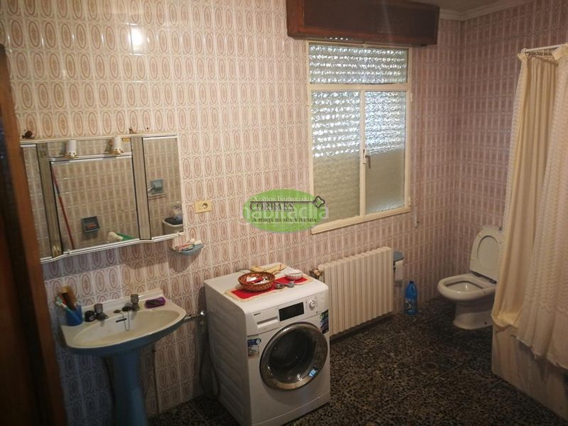 Foto a4a622fe-c5ad-4887-85a2-902d6e0225bb. Casa amb calefacció aparcament a San Rosendo Ourense