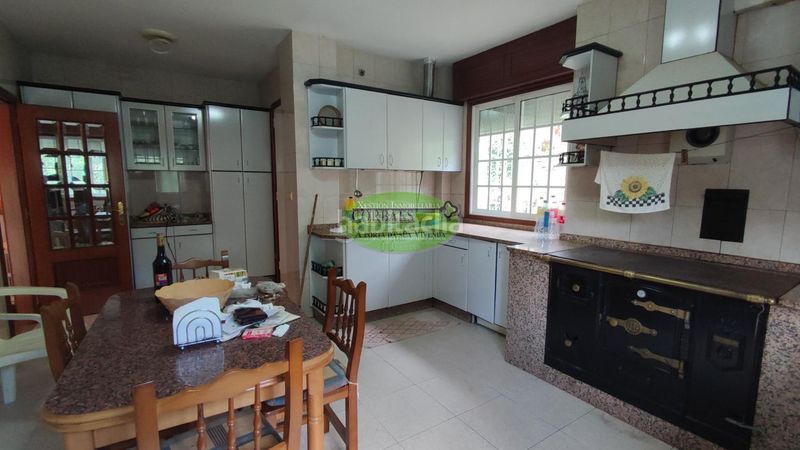 Foto 6712eeb8-8657-4cbb-8130-d1a7659d1df4. Chalet en Cortegada