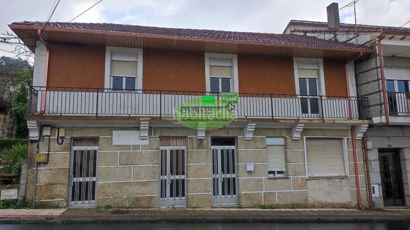 Foto ca546de6-07c8-447c-8e6b-c9bf1cb13651. Casa en Arnoia (A)