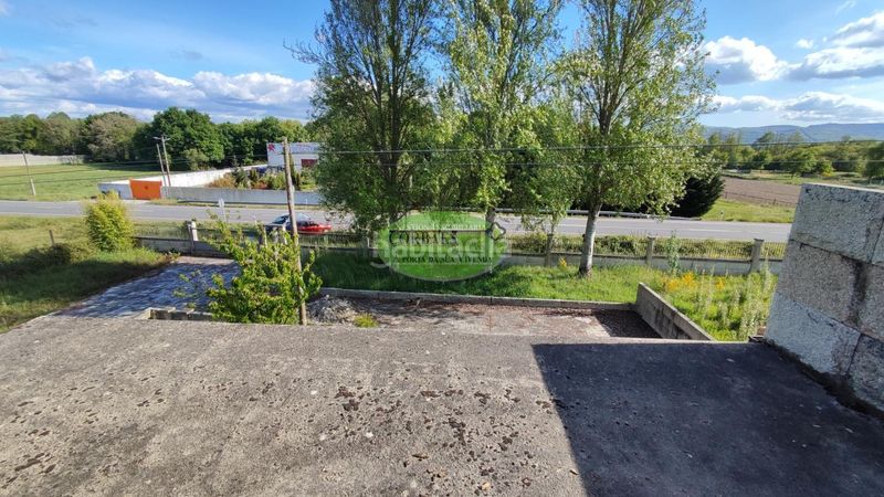 Foto 12a1ff18-bd3d-4454-bac4-c542255abcc8. Xalet amb aparcament a Xinzo de Limia