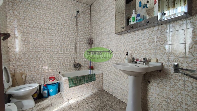 Foto 8290a123-2881-41c5-8424-76ca6eaf5e7d. Casa amb calefacció aparcament a Pantón