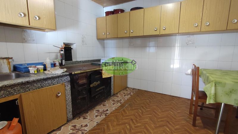 Foto 9d138c34-dfbe-4fe3-ae35-b9566123c36a. Casa amb calefacció aparcament a Pantón