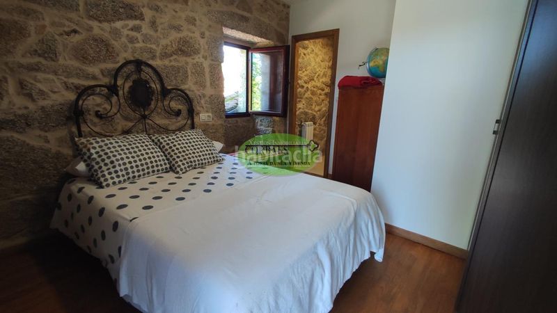 Foto 568ae2b2-00b6-471d-bc87-c305a2c73ebf. Maison avec chauffage dans Merca (A)