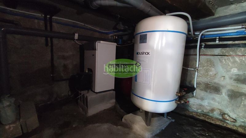Foto fd59e846-b0fe-42a4-b233-f77ad35395fc. Maison avec chauffage dans Merca (A)