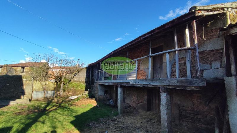 Foto 777ab550-b6db-4686-b4a0-48fbeb0de020. Casa a Merca (A)