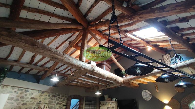 Foto 08804b42-df95-4352-80ce-12643240fbfd. Chalet en Pantón