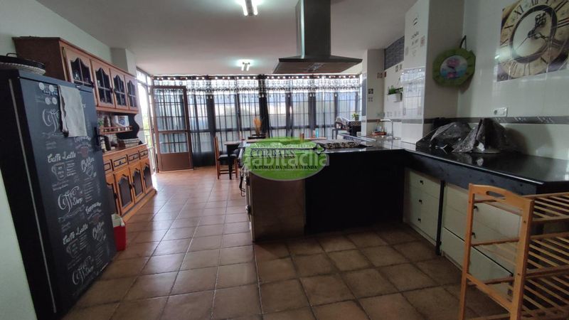 Foto 264a7c32-ab5a-4b41-a19a-01d25390dee4. Chalet en Pantón