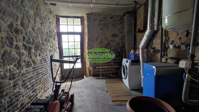 Foto 814fb01a-8c5f-4623-8652-c8f8bae8f36d. Chalet en Pantón