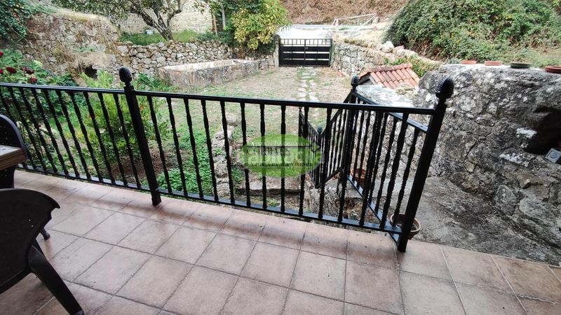 Foto df453476-663b-4fc0-848d-cffe315e53e1. Chalet en Pantón