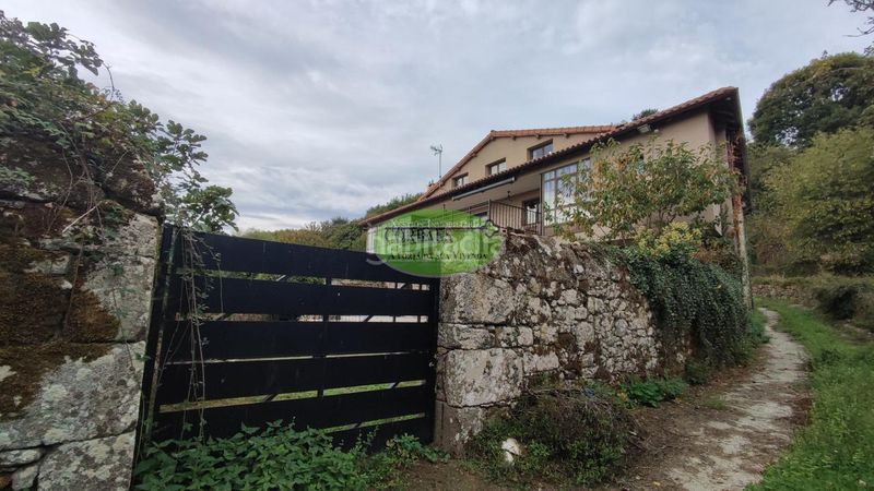 Foto 5047be70-7ff1-4052-ae11-9cf887356243. Xalet amb calefacció aparcament a Pantón