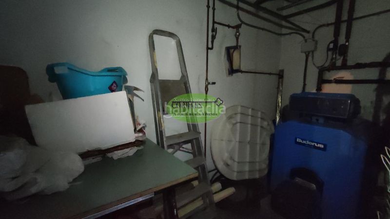 Foto 300878d5-5733-4dc5-bc9e-99bc6cae1f32. Casa en Bola (A)