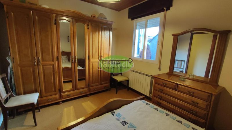 Foto e1300ea5-ef8b-4bdc-aae0-80f82ea0613a. Casa en Bola (A)