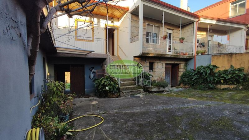 Foto ed5d4ce0-b22c-459f-b1a7-4cb2c147dddd. Casa en Bola (A)