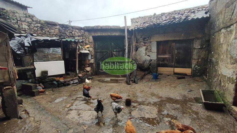 Foto d721ac66-5b9f-4e29-aae2-565eb851ef5b. Casa a Toén