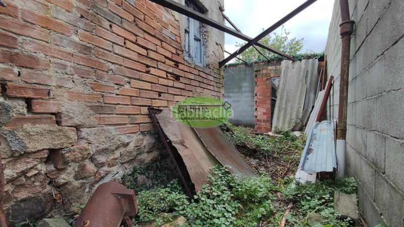 Foto 538196cb-aac1-4a32-bcc9-501af3ce2de5. Casa a Mariñamansa Ourense