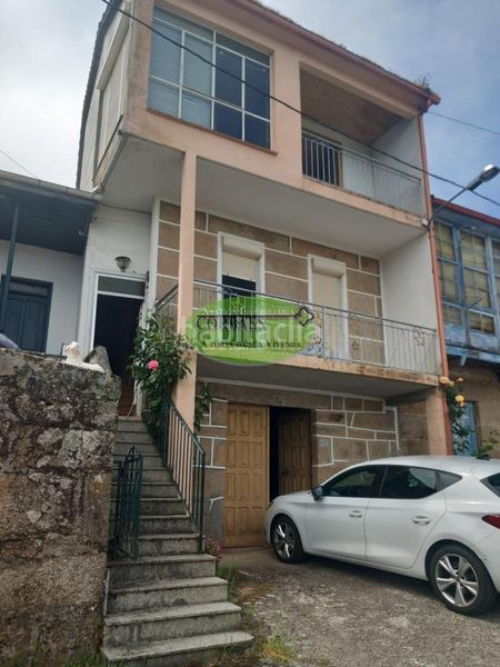 Foto 8e0f838a-6871-4dbc-a9de-c14c033798c1. Casa amb aparcament a Barbadás