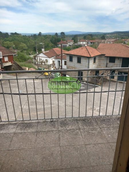 Foto a7071d89-5962-4653-ab24-77491cdaeaba. Casa amb aparcament a Barbadás