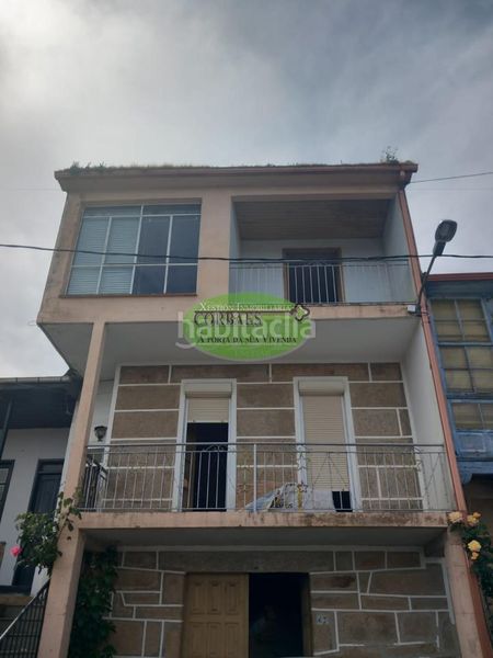 Foto b769cb6c-f367-43a6-9185-9e17a338bee8. Casa amb aparcament a Barbadás