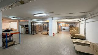 Lloguer Local Comercial a Riu Sud. Oportunidad gran local comercial de 1500m2 en santa coloma de gr
