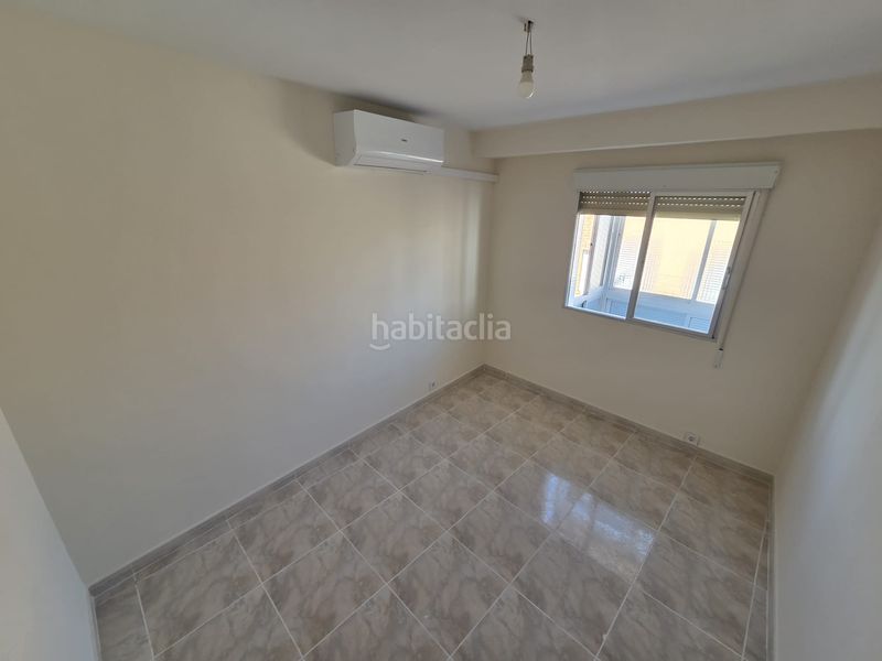 Foto 01b0abf3-ed35-41b3-a8ed-01febb01b9fc. Pis a Palomeras Bajas Madrid