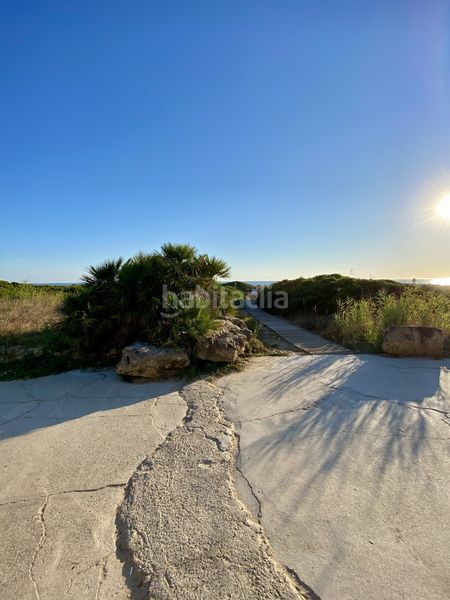 Foto ee7f1acb-2fa2-40cd-8084-bc35a211cf27. Ground floor with parking in Alemanes Zahara de los Atunes