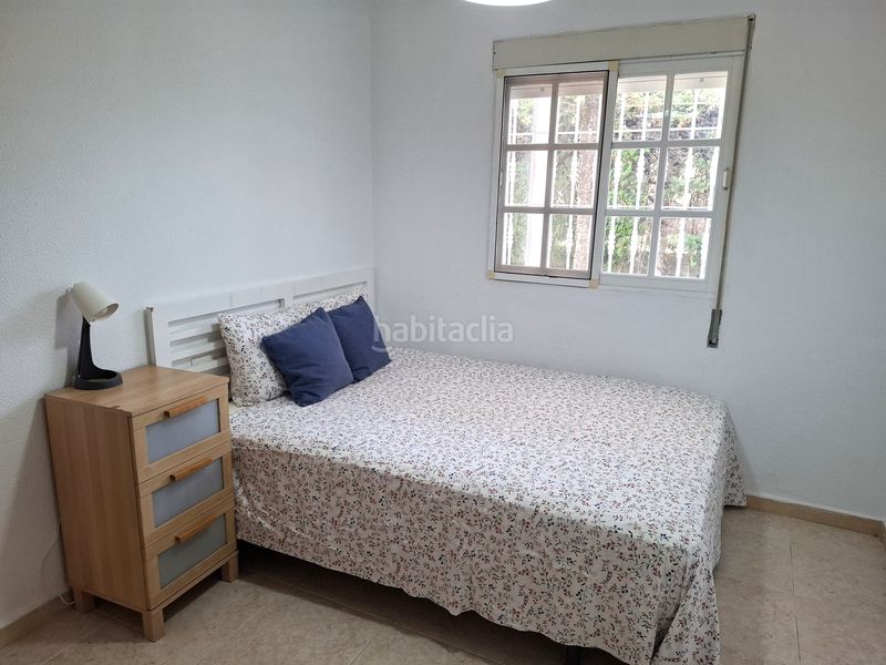Foto eba0f85c-80ca-4041-ac4c-be7d2bed9f8b. Casa amb aparcament piscina a Los Gallos Chiclana de la Frontera