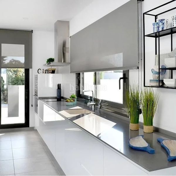 Foto 3fc61fa5-84ae-443f-b47c-e5c4fc9c0803. Casa adossada amb aparcament piscina a Conil Conil de la Frontera