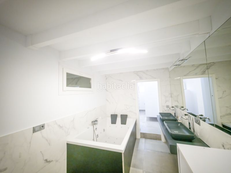 Foto 5ae2118f-05bf-4a39-87bf-60f99a9801e5. Casa amb aparcament piscina a Las Lagunas - Campano Chiclana de la Frontera