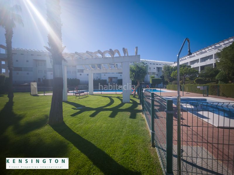 Foto 24472ec0-f237-4b14-96bb-34da41bf037c. Pis amb aparcament piscina a Costa Ballena Golf Rota